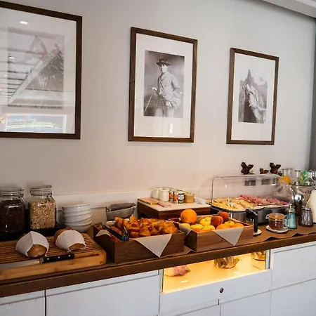 Le Whymper Hotell 4*