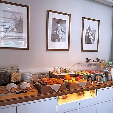 Le Whymper Hotell